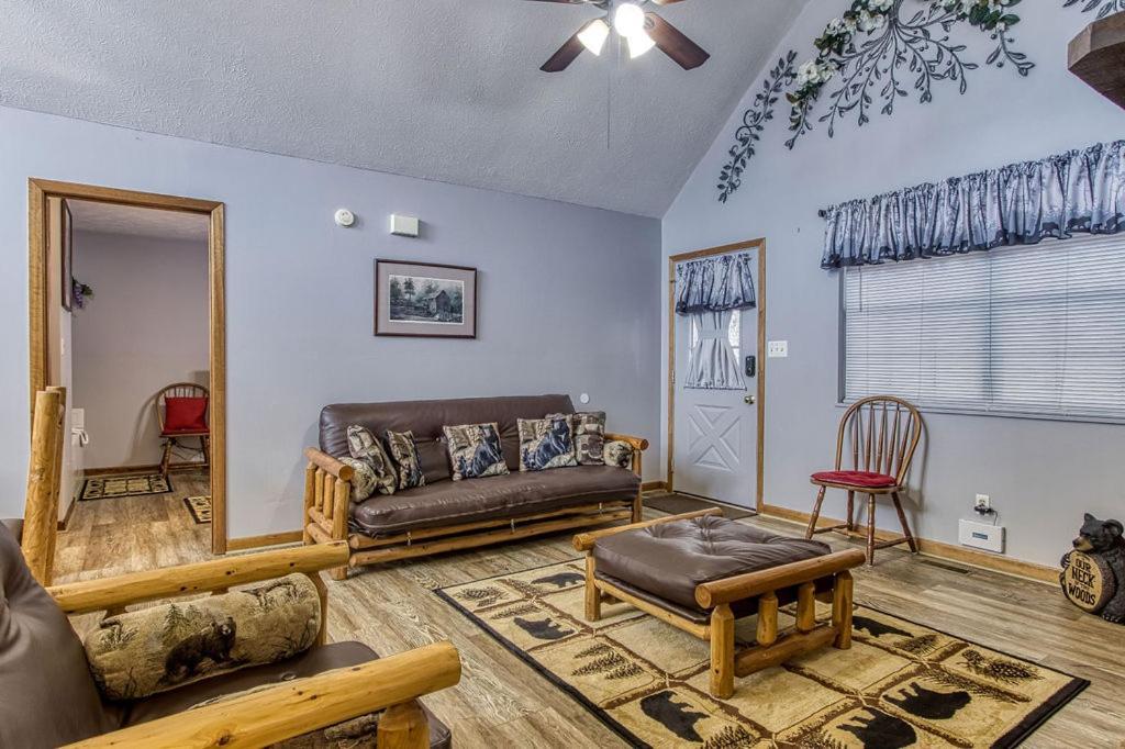 Adalynn'S Mountain Retreat-Hot Tub, 1089 Of Free Tickets For Each Paid Day, Dollywood And More! Pigeon Forge Buitenkant foto
