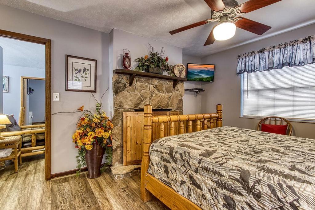 Adalynn'S Mountain Retreat-Hot Tub, 1089 Of Free Tickets For Each Paid Day, Dollywood And More! Pigeon Forge Buitenkant foto