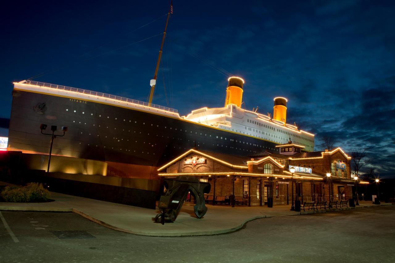 Adalynn'S Mountain Retreat-Hot Tub, 1089 Of Free Tickets For Each Paid Day, Dollywood And More! Pigeon Forge Buitenkant foto